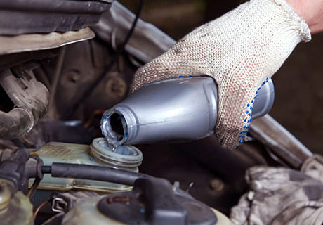 Как часто и зачем менять тормозную жидкость в автомобиле? стоит ознакомиться